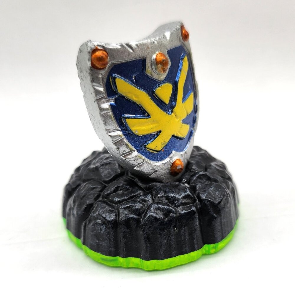 Sky Iron Shield Magic Item Skylander from Series 1